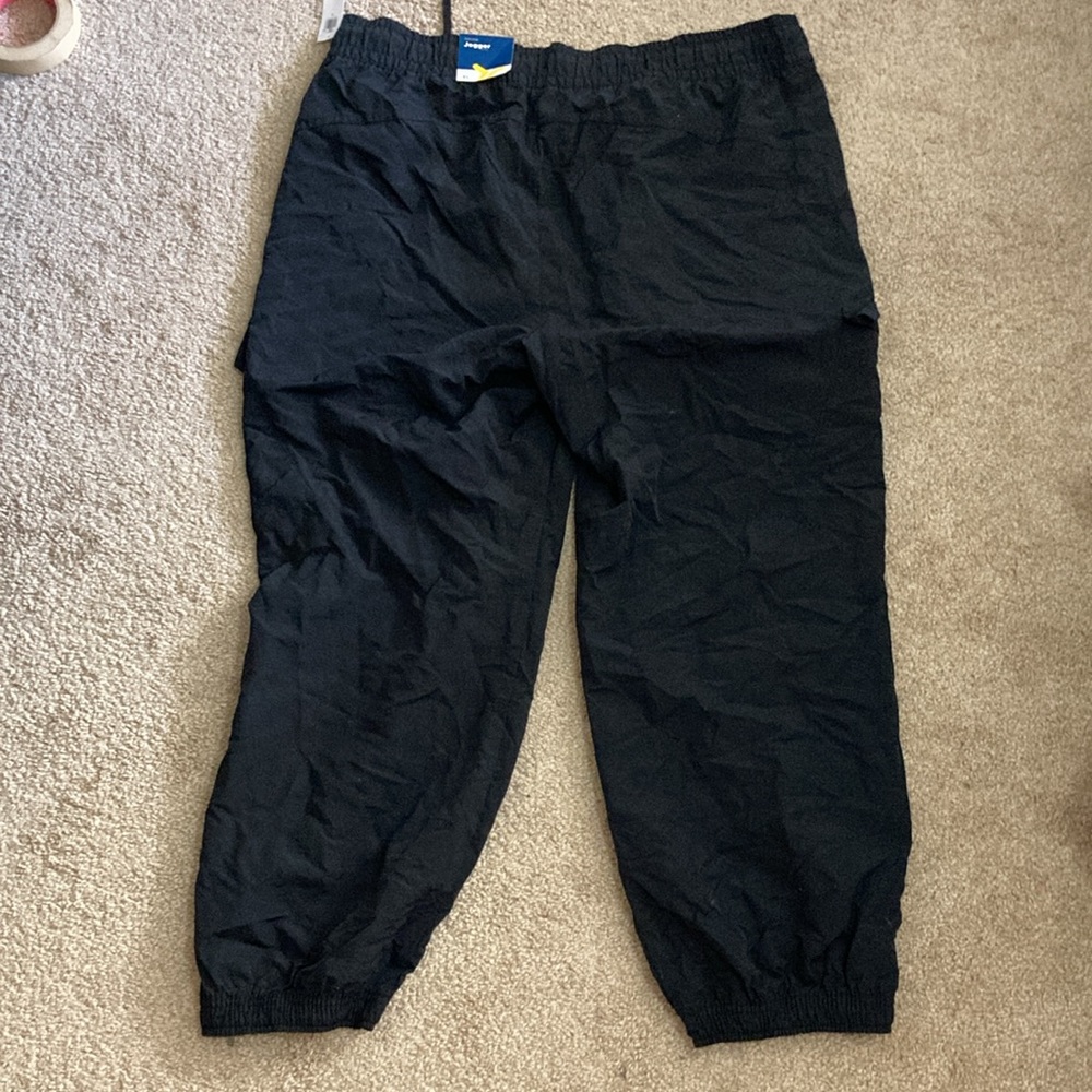 NWT Old Navy Cargo Joggers - Picture 10 of 11